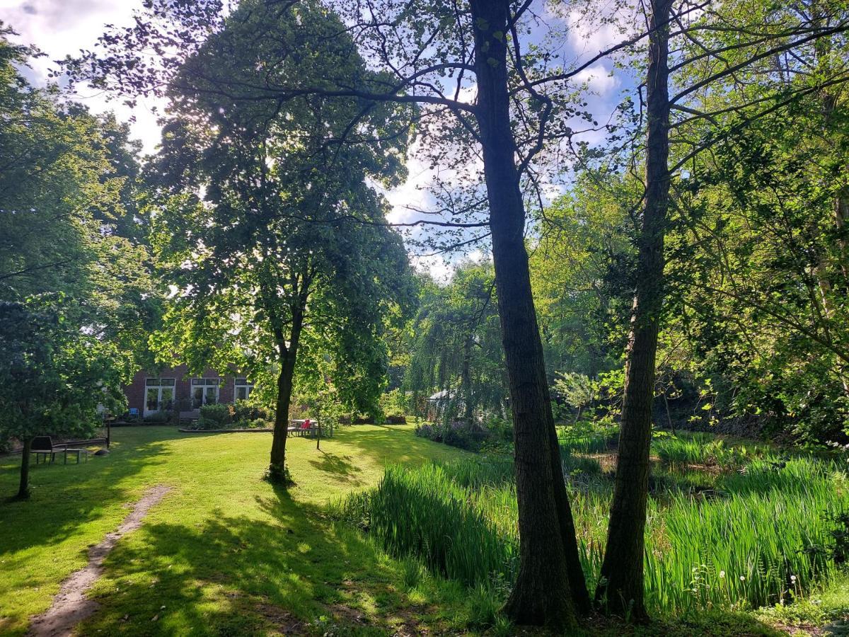 Slaaphuisjes Op Wielen Buitenwedde Westerwolde Eksteriør billede